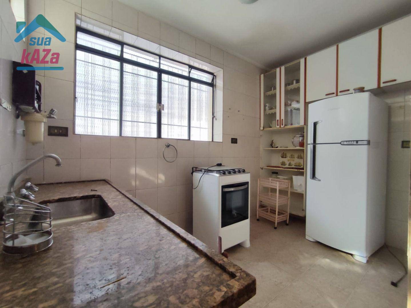 Casa à venda com 4 quartos, 250m² - Foto 12