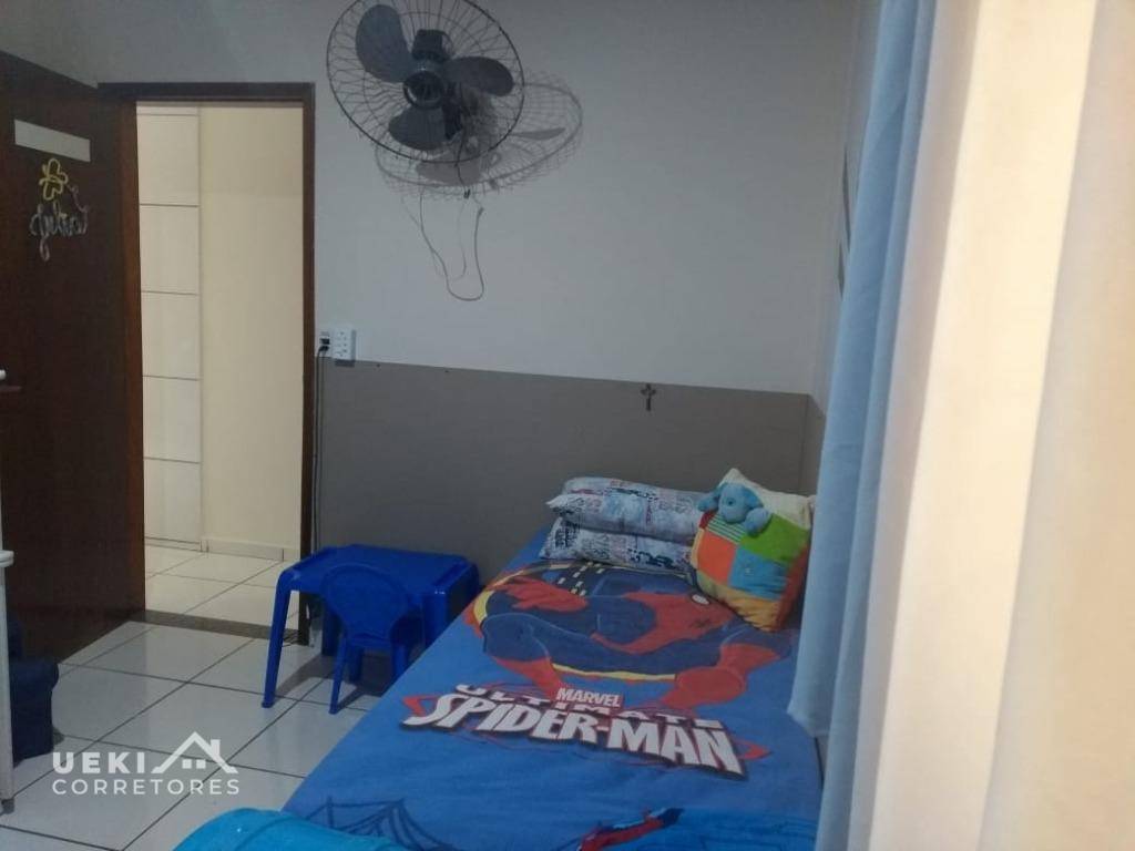 Casa à venda com 2 quartos, 70m² - Foto 8