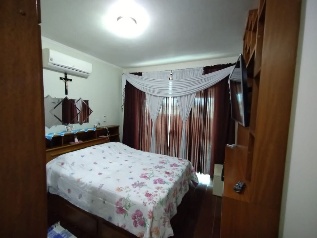 Sobrado à venda com 3 quartos, 220m² - Foto 17