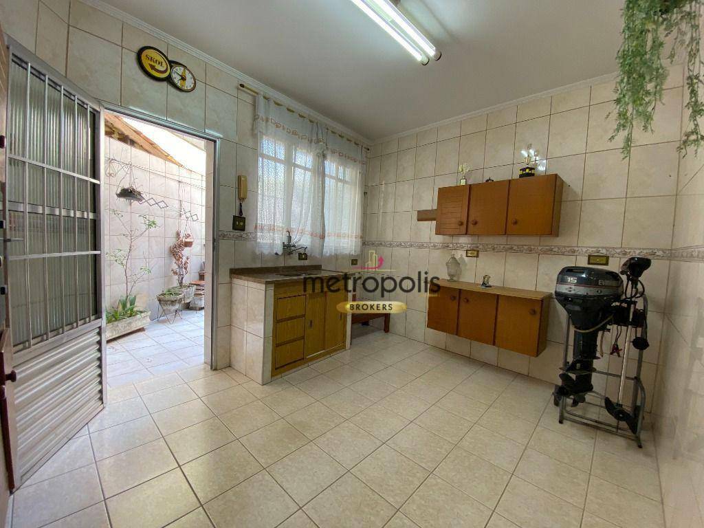 Sobrado à venda com 3 quartos, 200m² - Foto 7