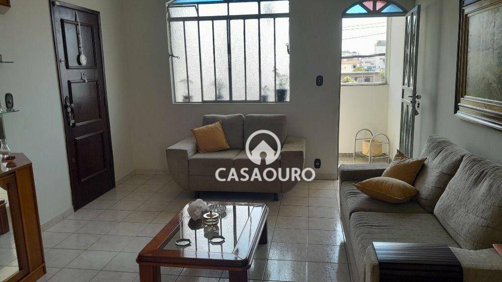 Apartamento à venda com 3 quartos, 118m² - Foto 2