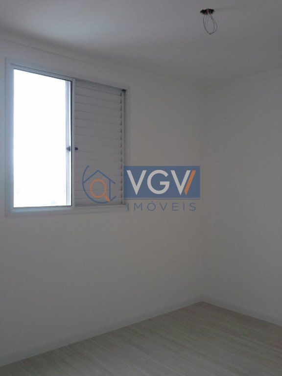 Apartamento para alugar com 2 quartos, 70m² - Foto 2