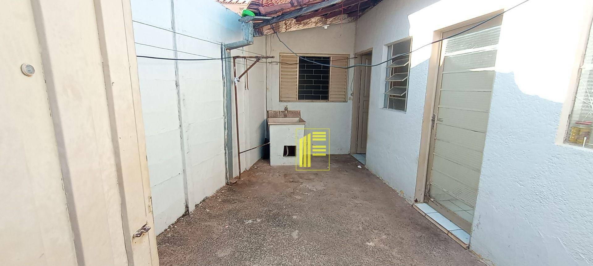 Casa para alugar com 1 quarto, 45m² - Foto 2