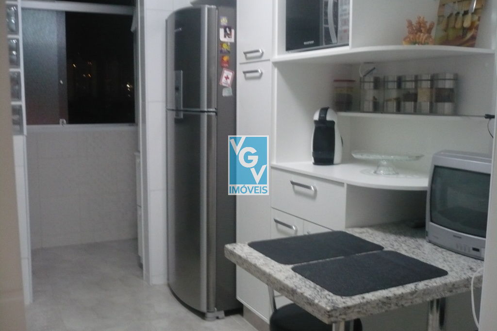 Apartamento à venda com 3 quartos, 98m² - Foto 8