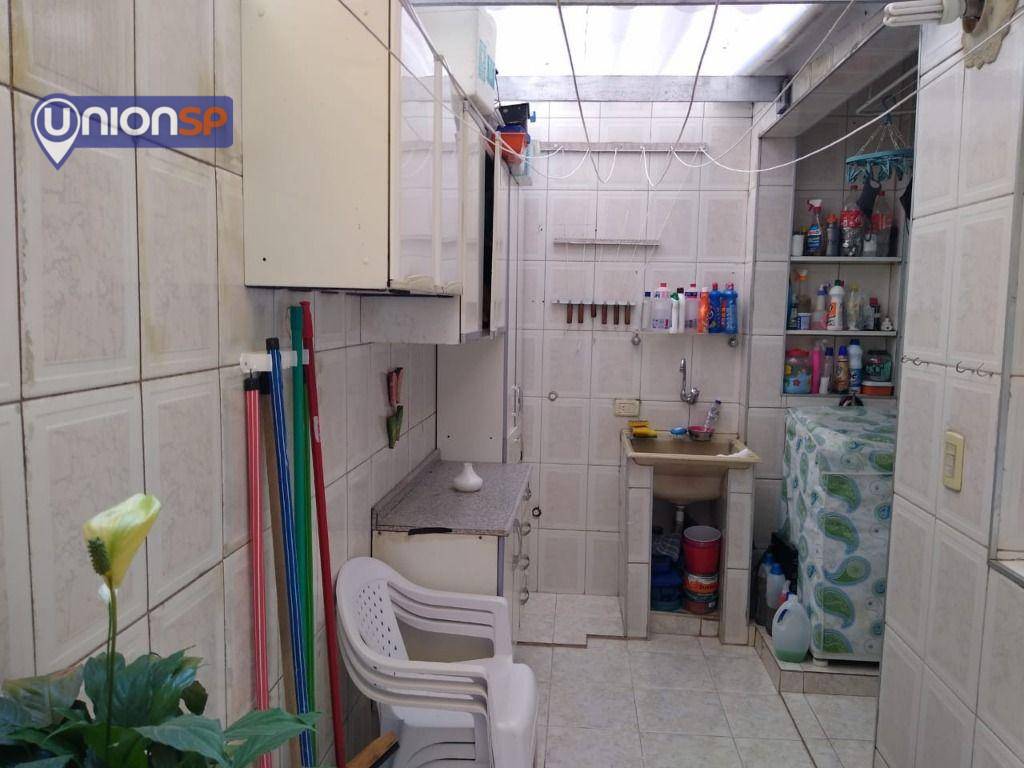 Apartamento à venda com 2 quartos, 60m² - Foto 17