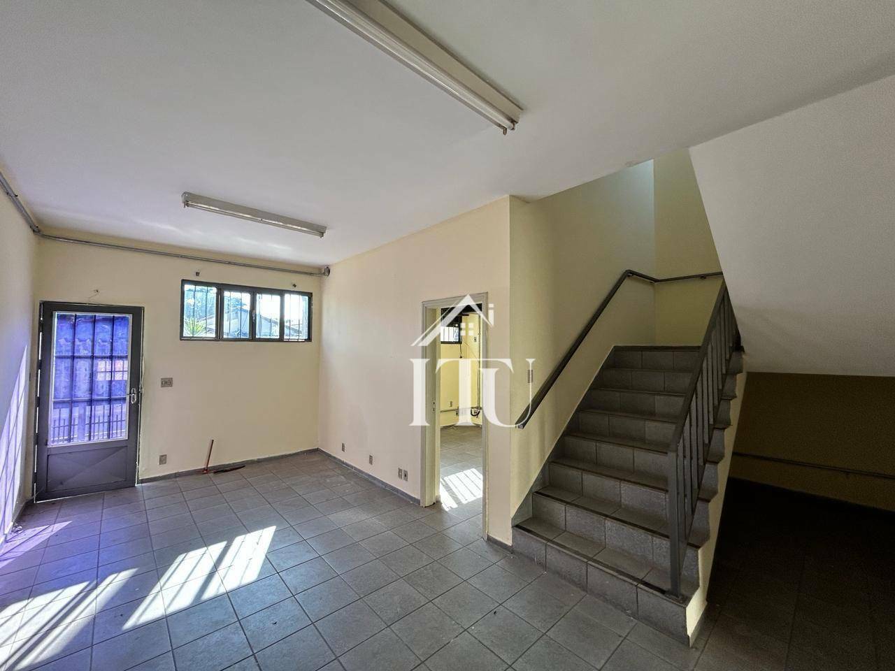 Prédio Inteiro à venda e aluguel, 371m² - Foto 2