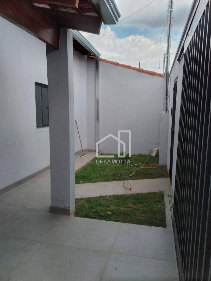 Casa de Condomínio à venda com 3 quartos, 110m² - Foto 1