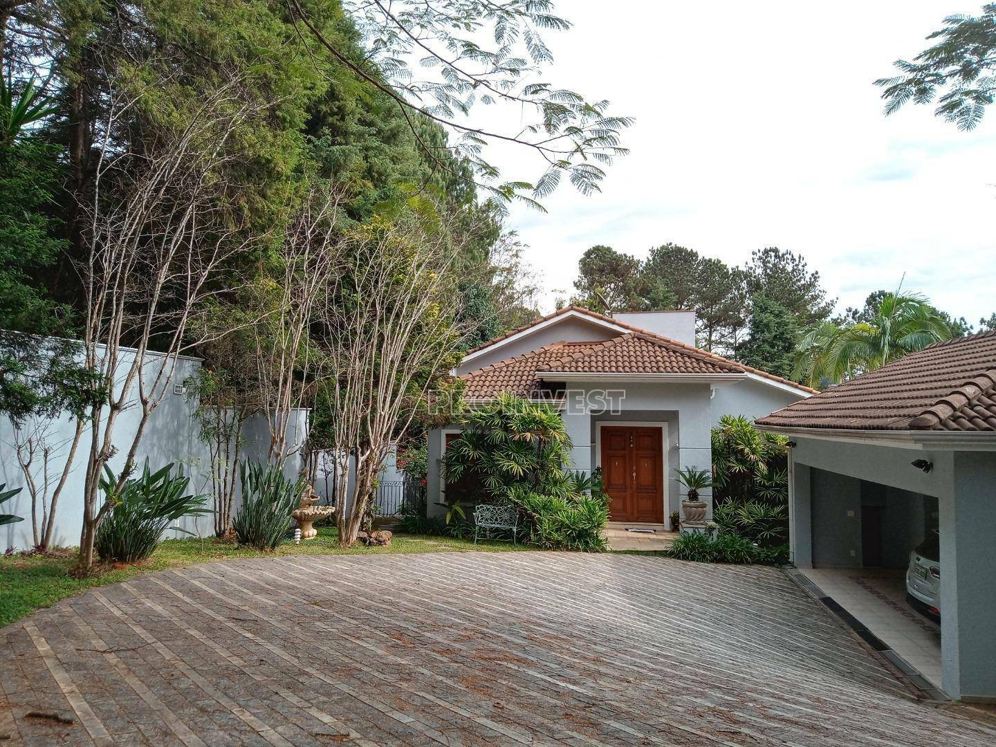 Casa de Condomínio à venda com 3 quartos, 379m² - Foto 3