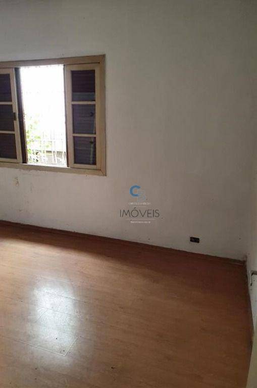 Casa à venda com 3 quartos, 132m² - Foto 1