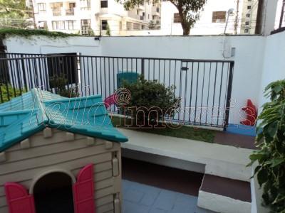 Apartamento para alugar com 2 quartos, 90m² - Foto 14