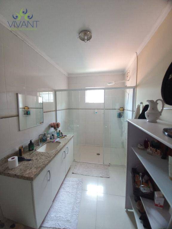 Sobrado à venda com 3 quartos, 243M2 - Foto 23