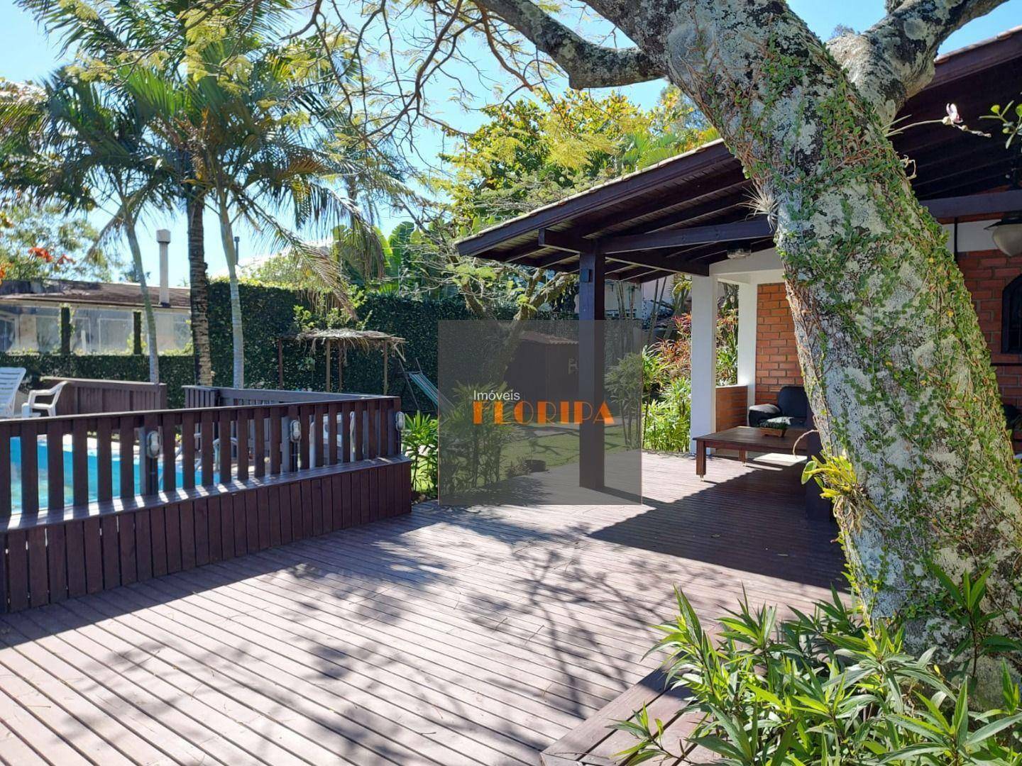 Casa à venda com 5 quartos, 153m² - Foto 9