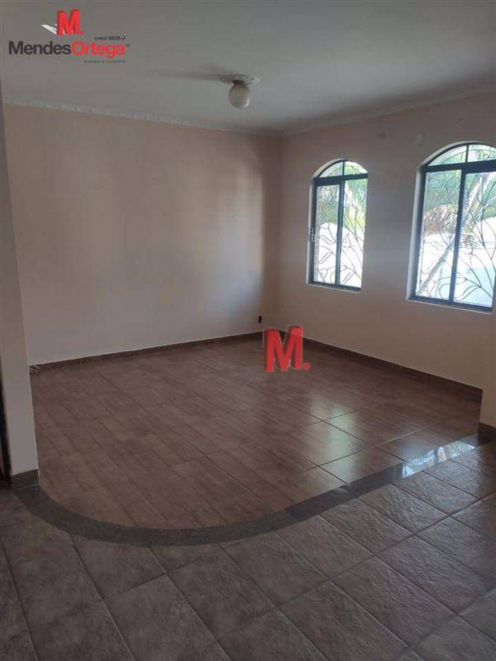 Casa à venda com 3 quartos, 270m² - Foto 7