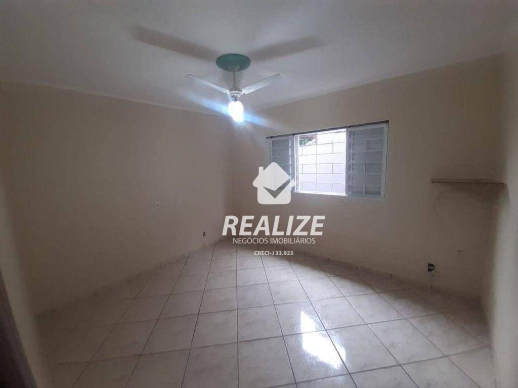 Casa à venda com 3 quartos, 160m² - Foto 4