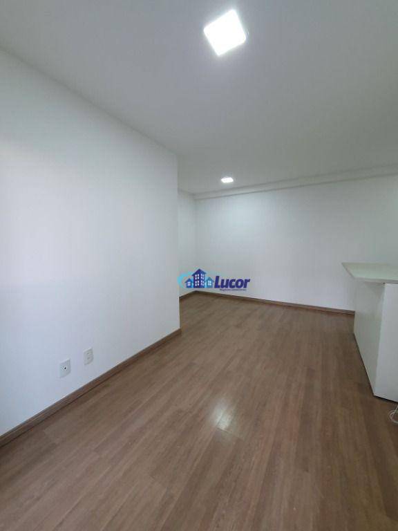 Apartamento à venda com 2 quartos, 60m² - Foto 19