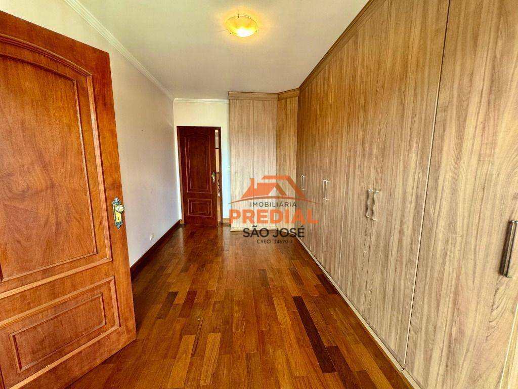 Sobrado à venda com 3 quartos, 400m² - Foto 9