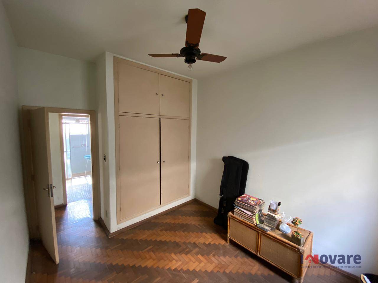 Casa à venda com 4 quartos, 198m² - Foto 8