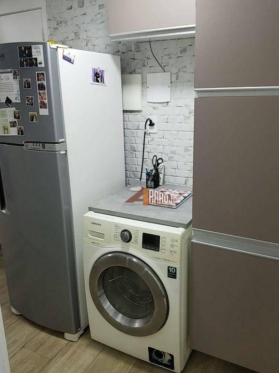 Apartamento à venda com 2 quartos, 38m² - Foto 16