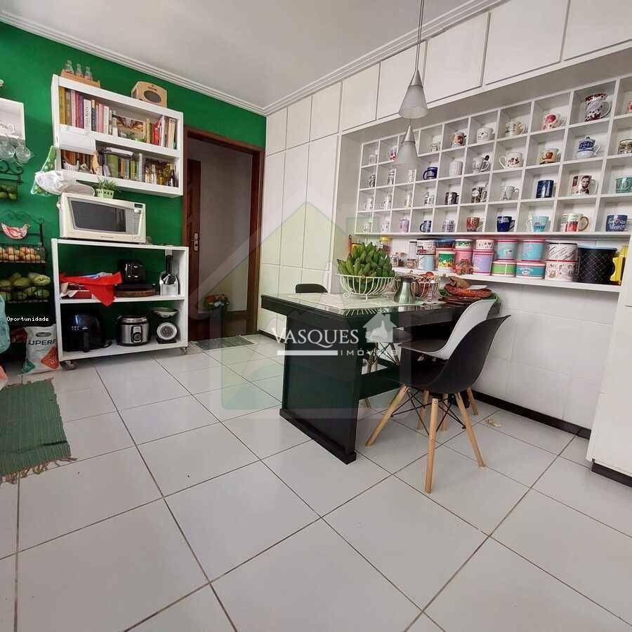 Casa à venda com 3 quartos, 316m² - Foto 19