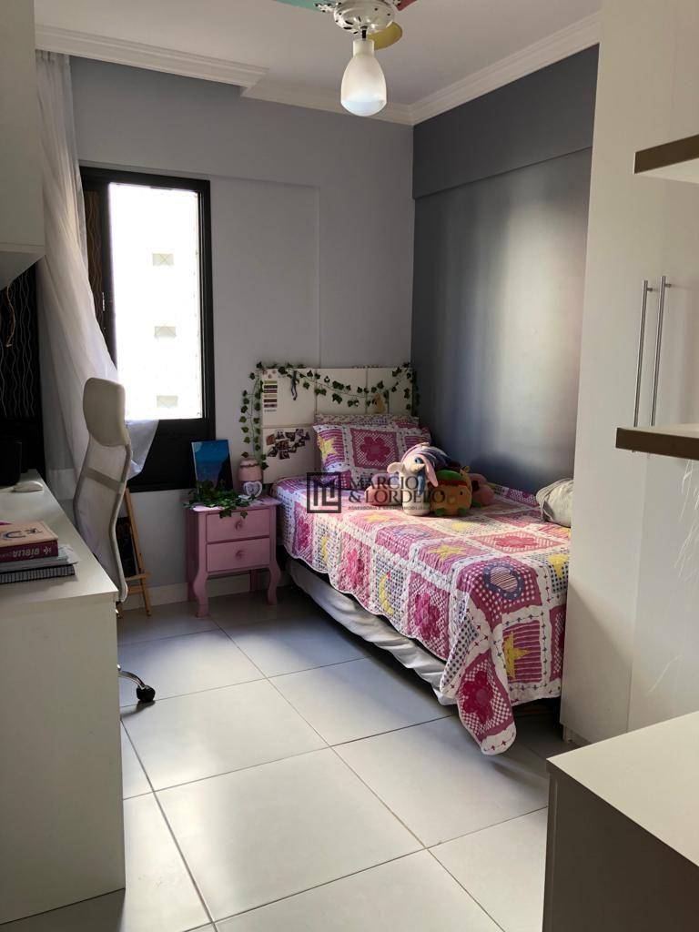 Apartamento à venda com 3 quartos, 91m² - Foto 7