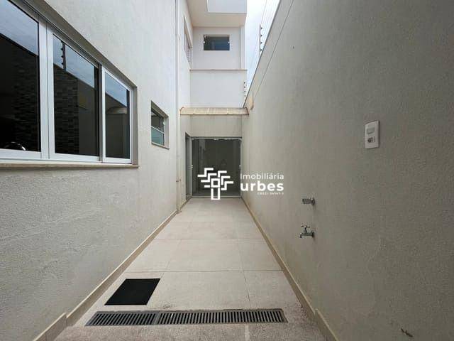 Casa à venda com 4 quartos, 301m² - Foto 20