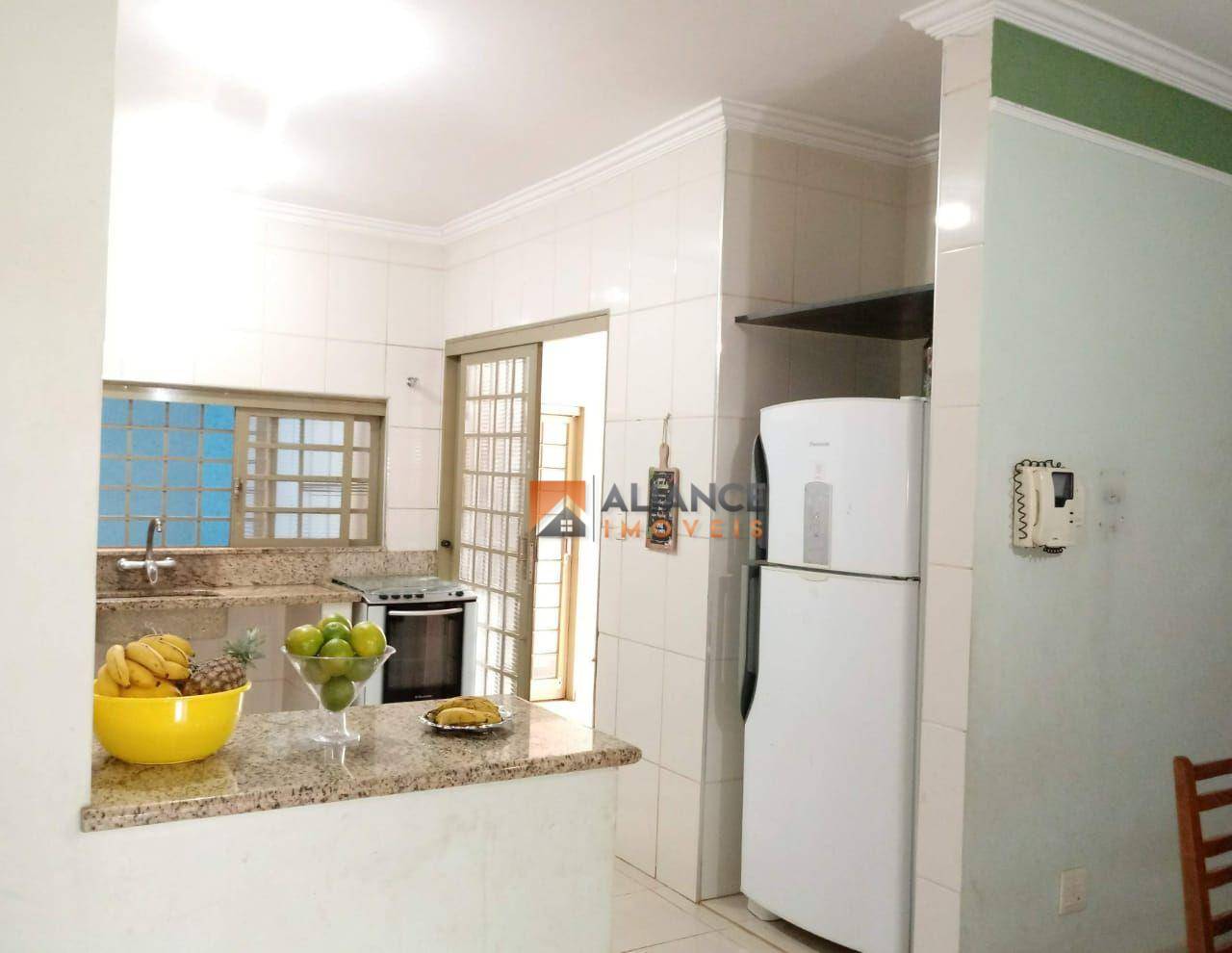 Chácara à venda com 3 quartos, 840M2 - Foto 12