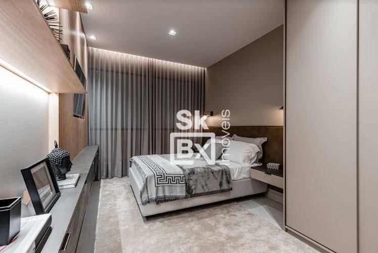 Apartamento à venda com 3 quartos, 225m² - Foto 26