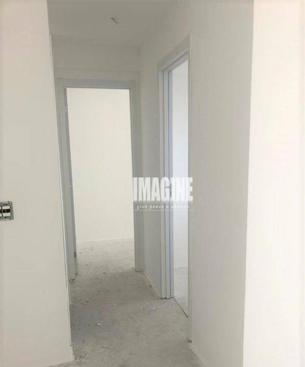 Apartamento à venda com 2 quartos, 67m² - Foto 5