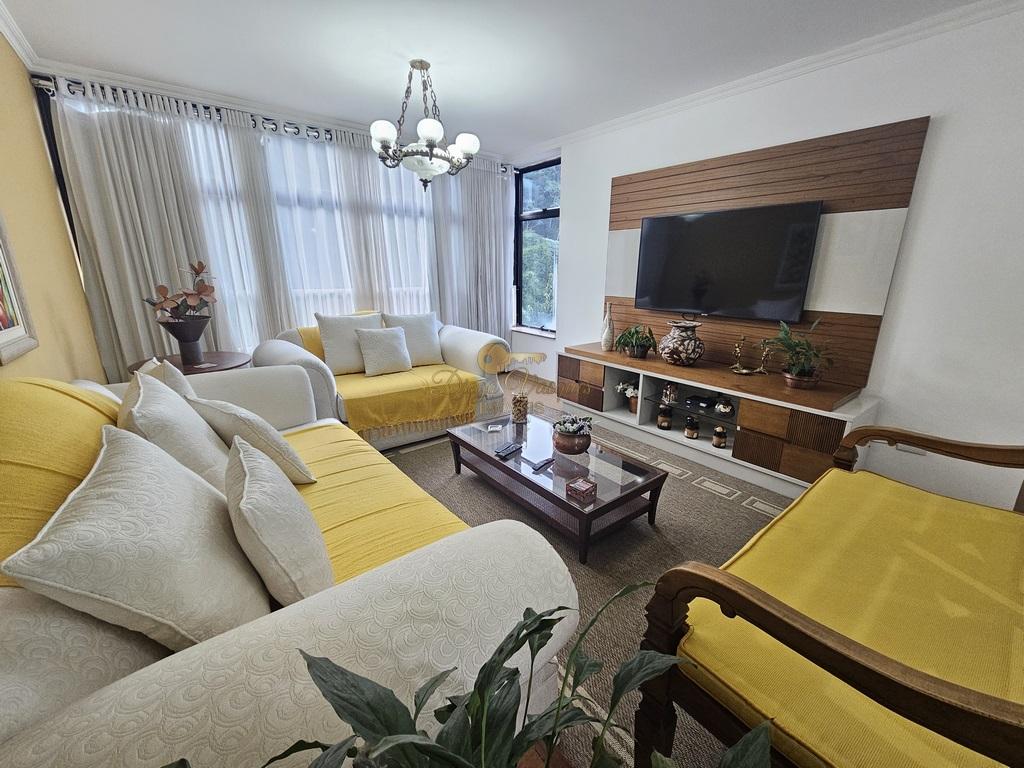 Apartamento à venda com 3 quartos, 138m² - Foto 4