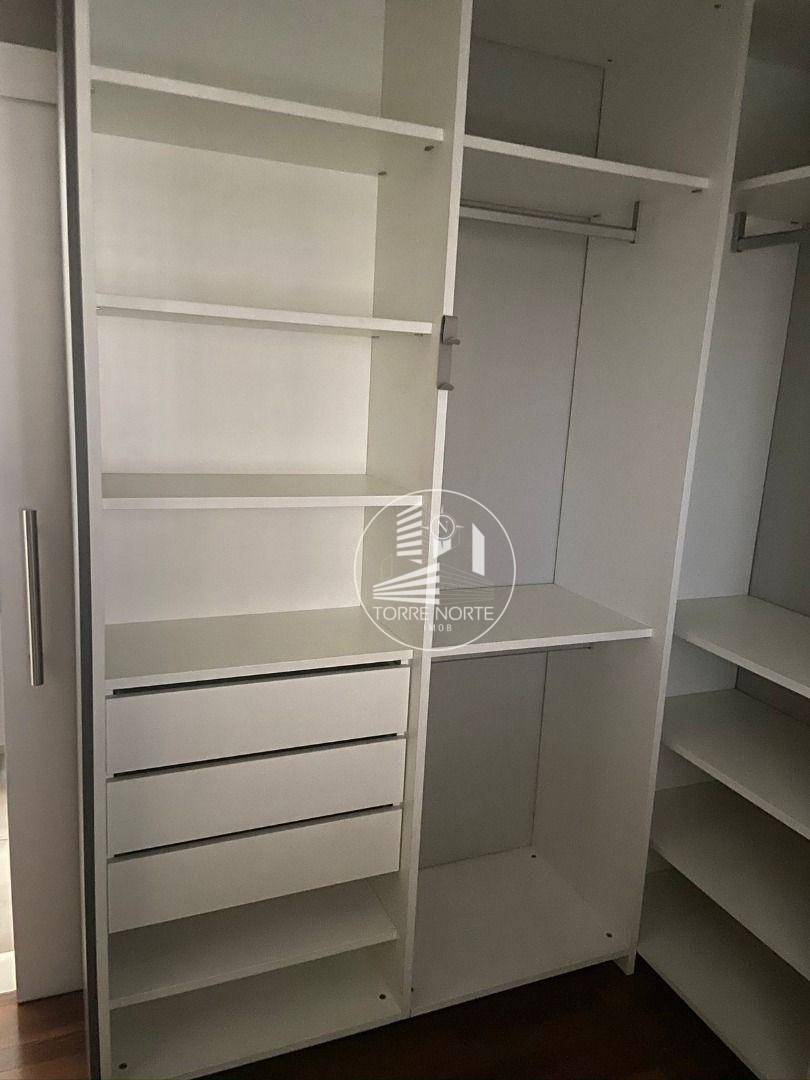 Apartamento à venda com 2 quartos, 66m² - Foto 8