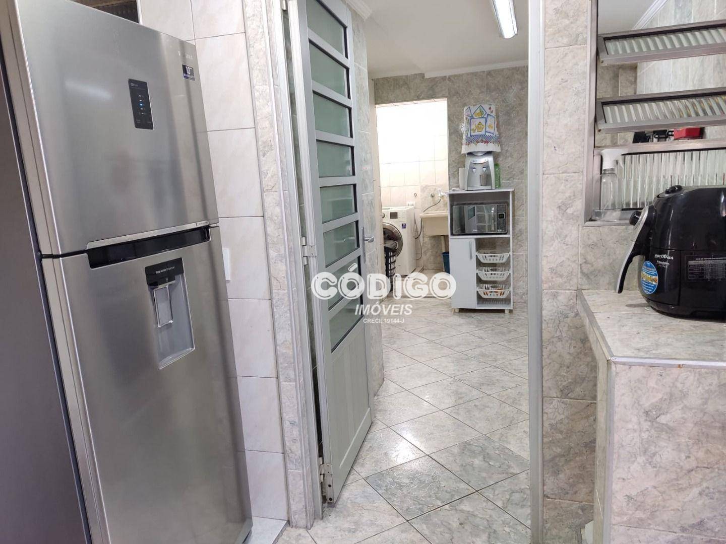 Sobrado à venda com 2 quartos, 125m² - Foto 9