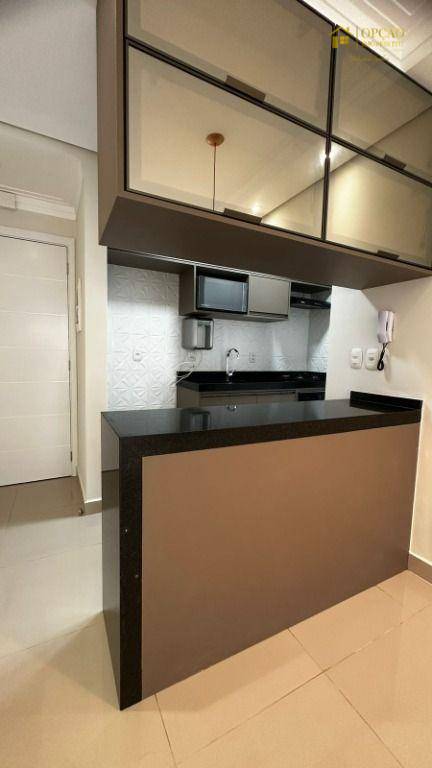 Apartamento à venda e aluguel com 2 quartos, 70m² - Foto 5