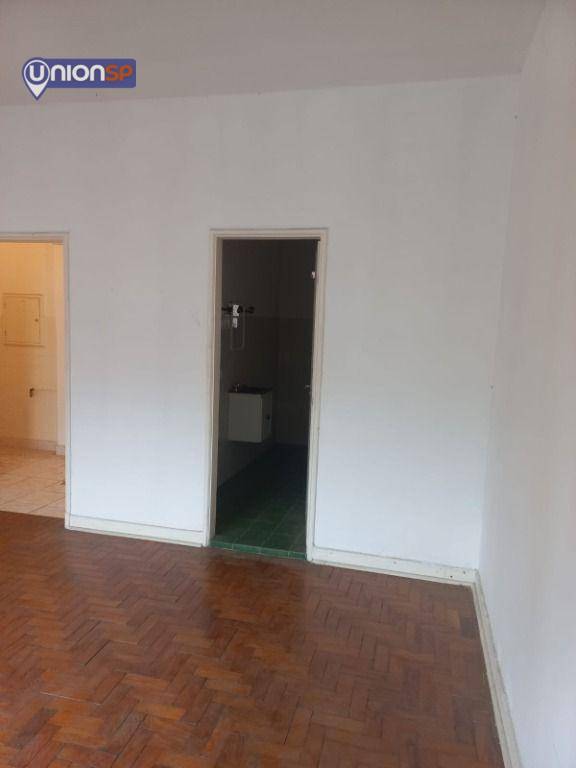 Apartamento à venda com 1 quarto, 40m² - Foto 2