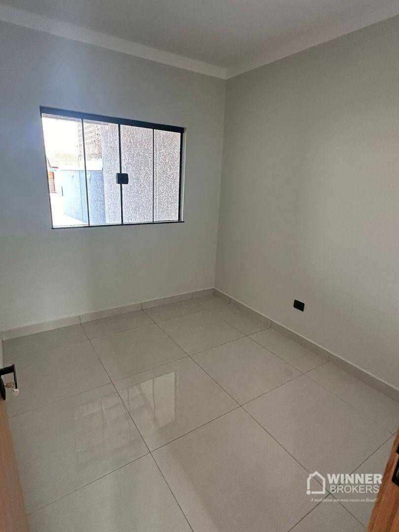 Casa à venda com 3 quartos, 76m² - Foto 7