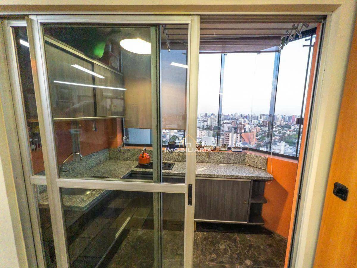 Apartamento à venda com 4 quartos, 230m² - Foto 13