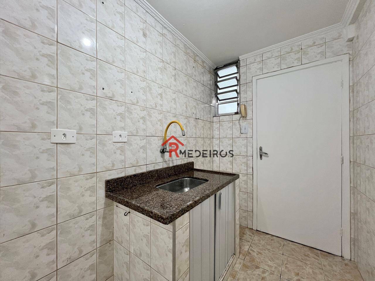 Apartamento à venda com 1 quarto, 38m² - Foto 9