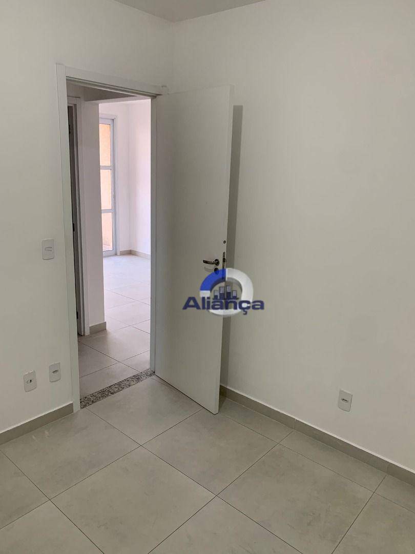 Apartamento para alugar com 2 quartos, 50m² - Foto 12