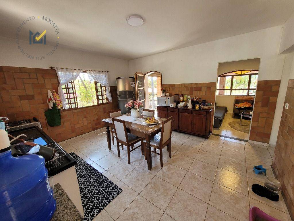 Casa de Condomínio à venda com 4 quartos, 550m² - Foto 5