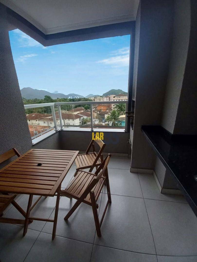 Apartamento à venda com 2 quartos, 62m² - Foto 2