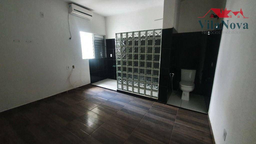 Casa à venda com 4 quartos, 200m² - Foto 14