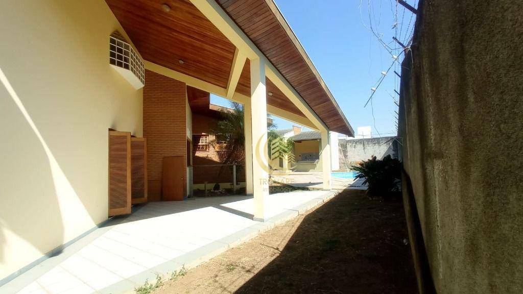 Casa à venda com 4 quartos, 460m² - Foto 24