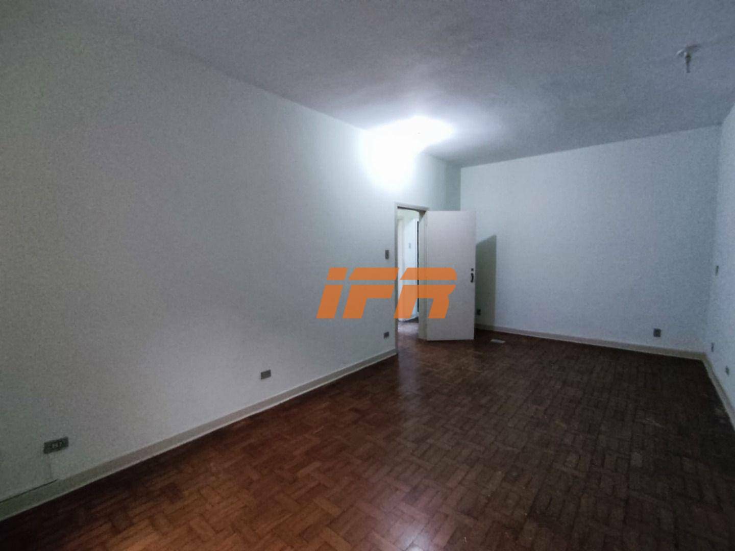 Sobrado à venda com 4 quartos, 400m² - Foto 19