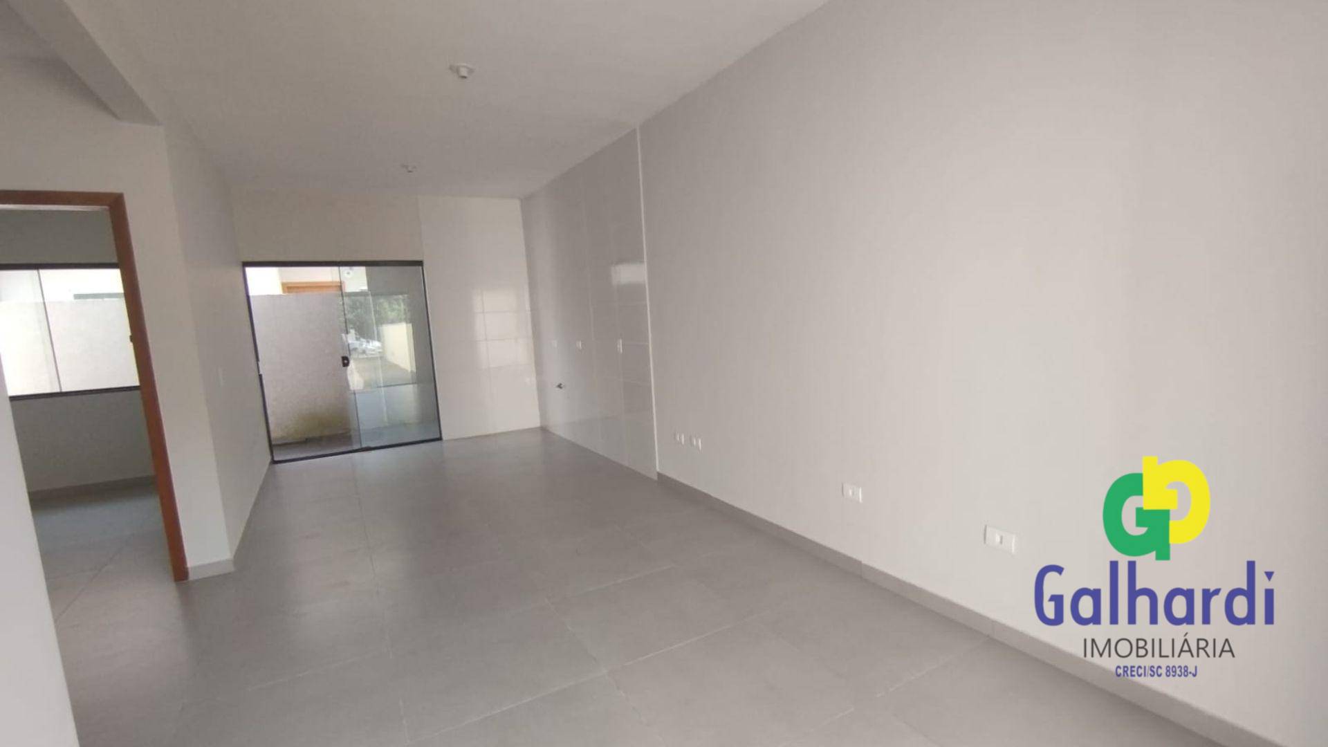 Casa de Condomínio à venda com 2 quartos, 5627m² - Foto 4