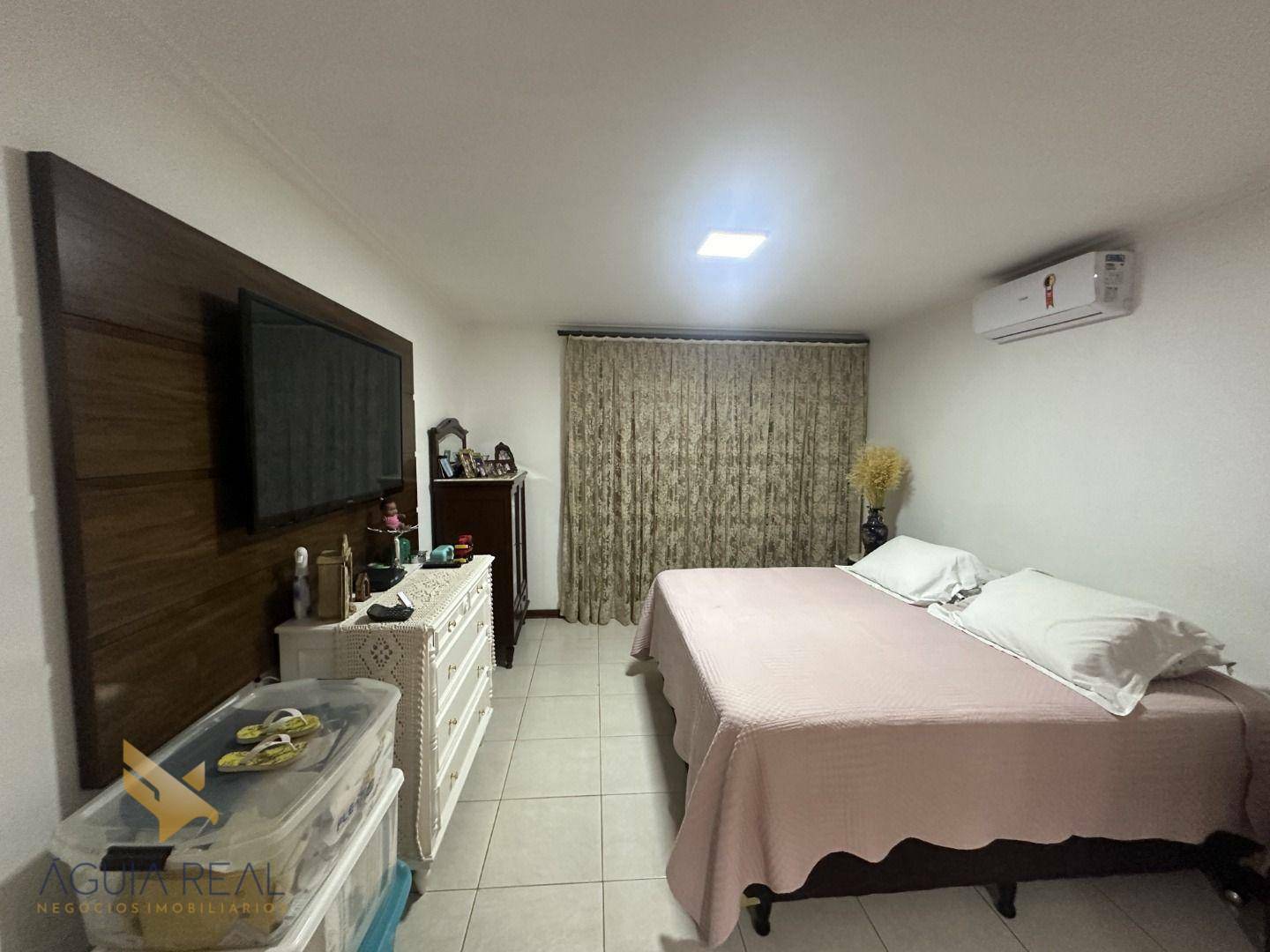 Casa à venda e aluguel com 4 quartos, 361m² - Foto 28