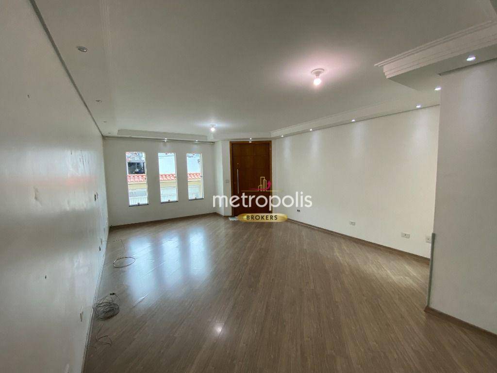 Sobrado à venda com 3 quartos, 303m² - Foto 4