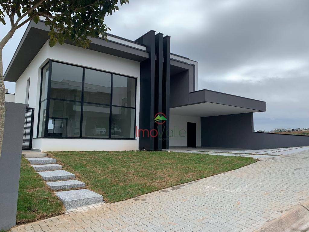 Casa de Condomínio à venda com 3 quartos, 235m² - Foto 1