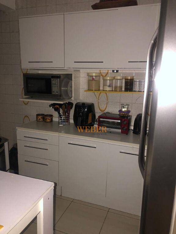 Apartamento à venda com 2 quartos, 60m² - Foto 2