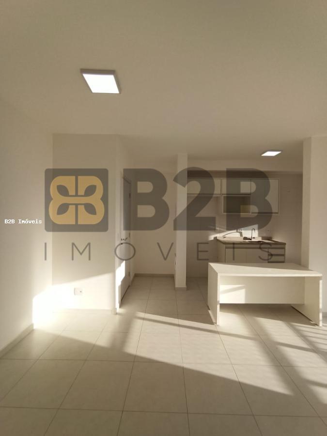 Apartamento à venda com 3 quartos, 77m² - Foto 5