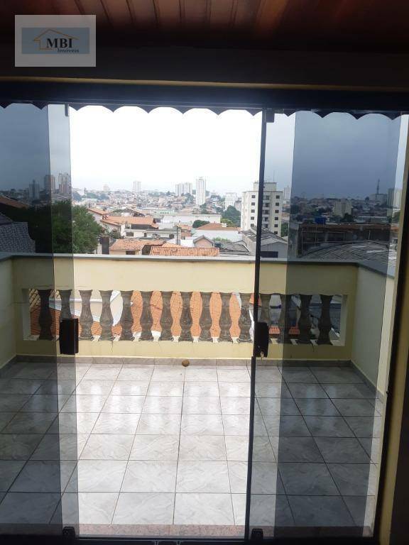 Sobrado à venda com 4 quartos, 190m² - Foto 2