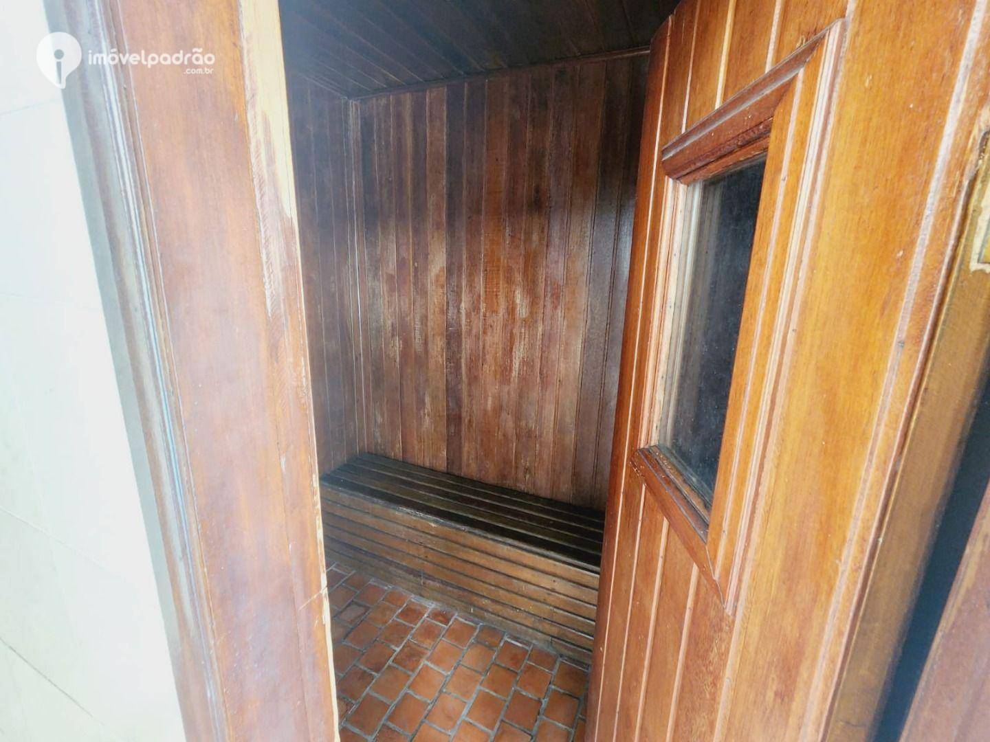 Apartamento para alugar com 3 quartos, 120m² - Foto 28